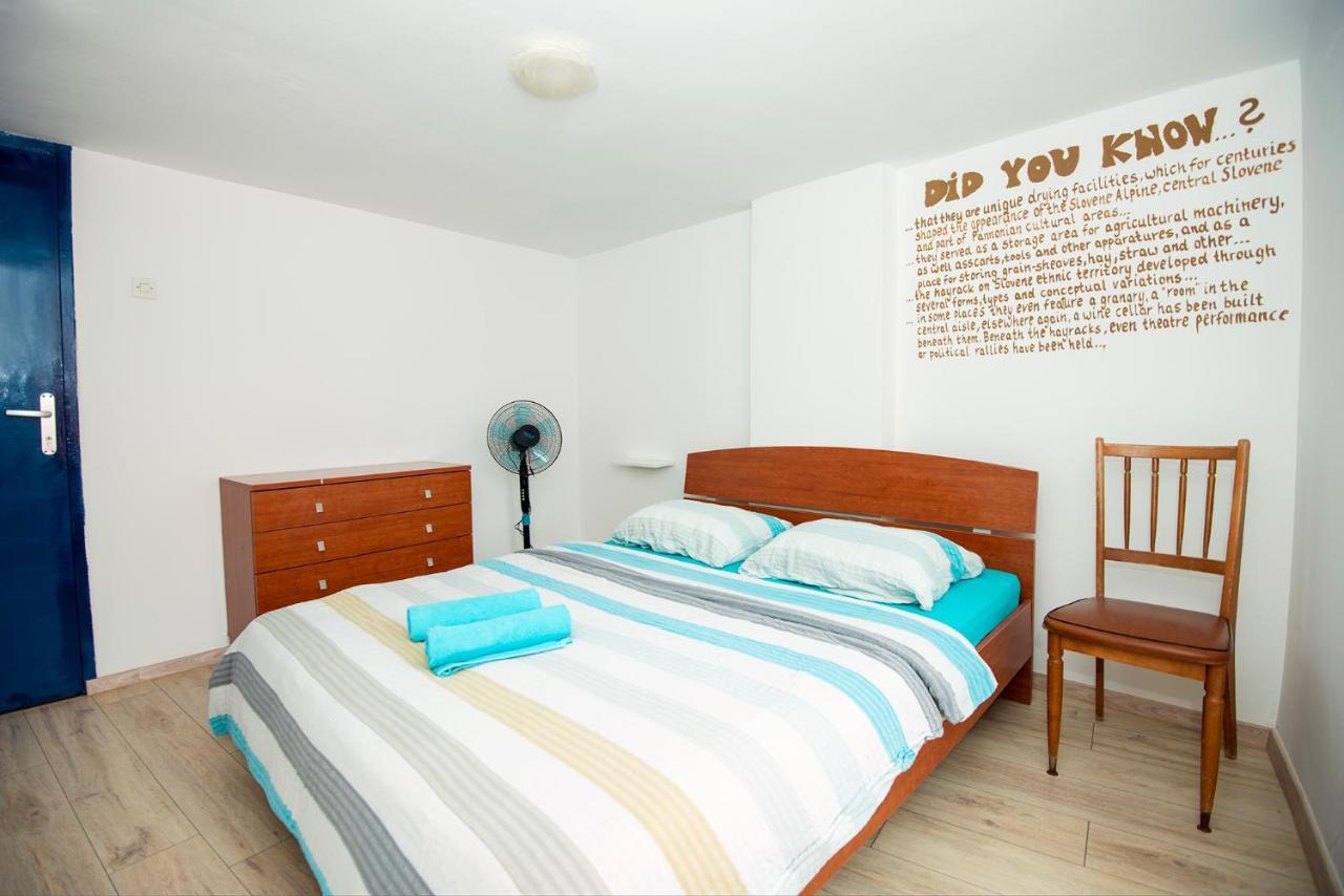 Alibi B11 Hotel ไพราน ภายนอก รูปภาพ